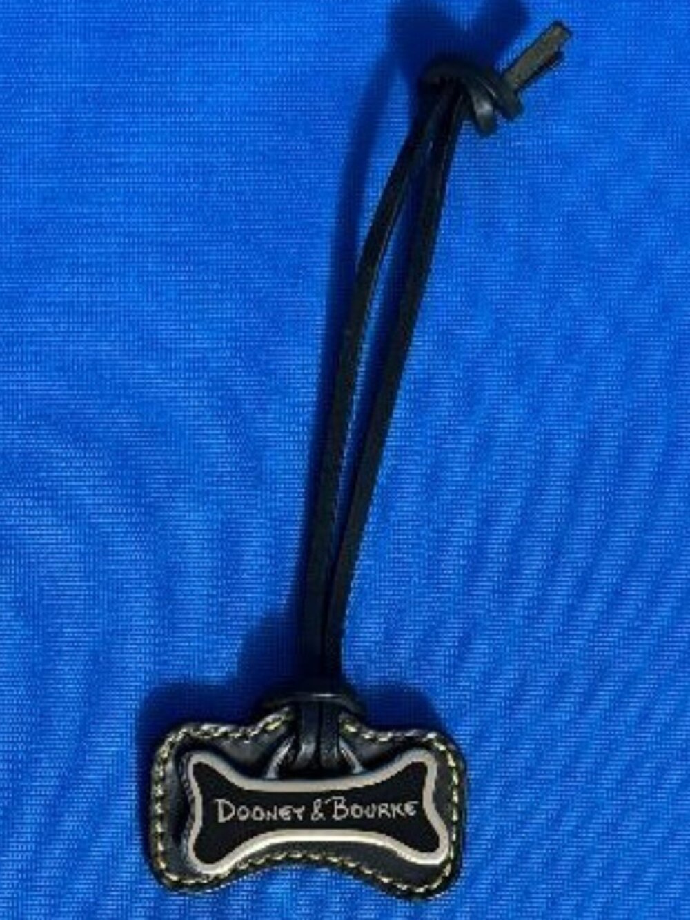 VINTAGE DOONEY & BOURKE SCOTTIE DOG BONE HANG TAG BAG CHARM ( SCOTTISH TERRIER ) - Picture 12 of 12